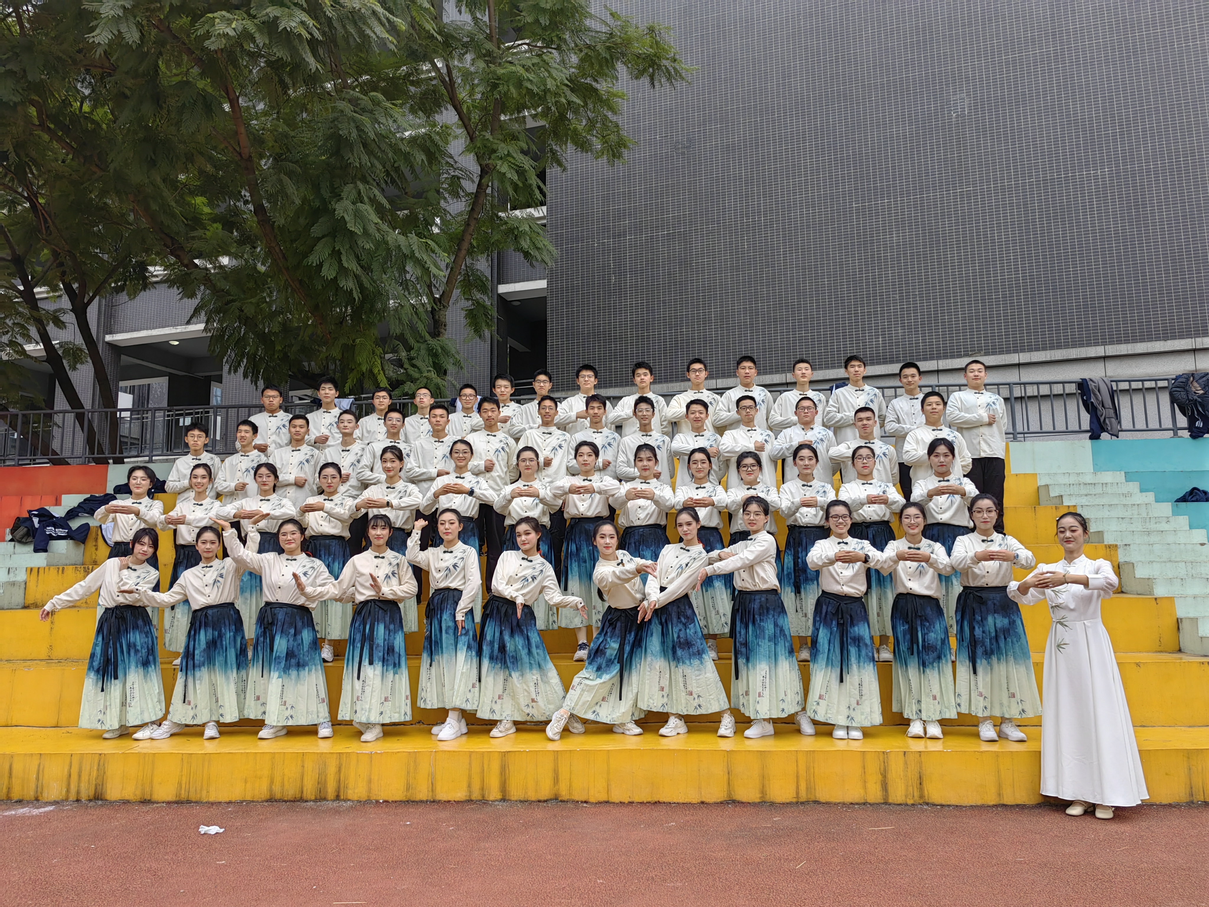 166F5D1246BAF649A959582EEA223325.jpg